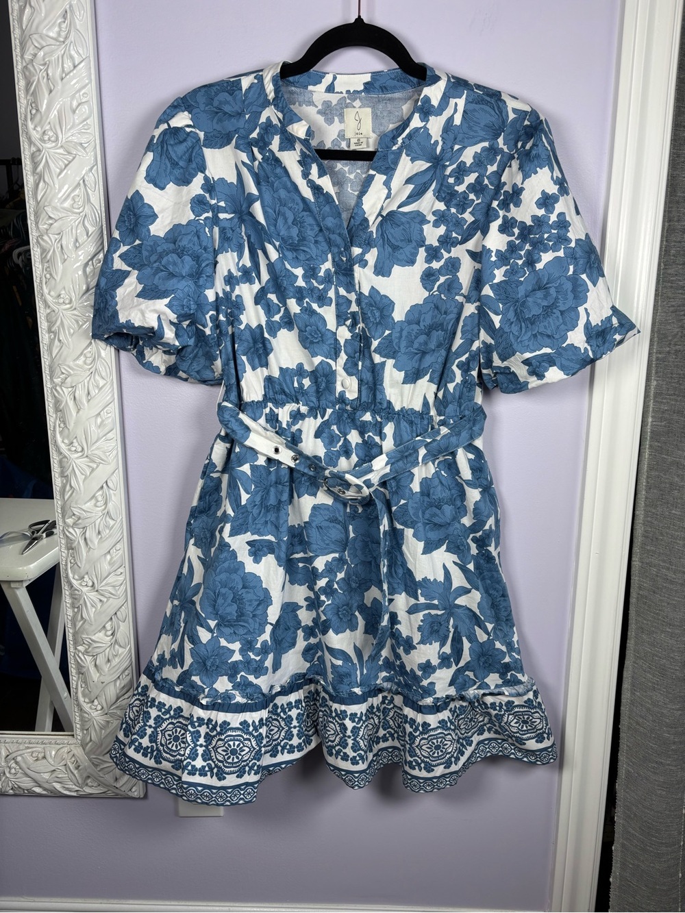 Joie Blue and White Floral Short Dress with Belt and Pockets Ruffle Hem Size 6